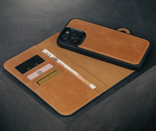 Card slots and detachable cover of the Blue Nubuck Leather Case (with detachable cover) for iPhone 15 Pro Max