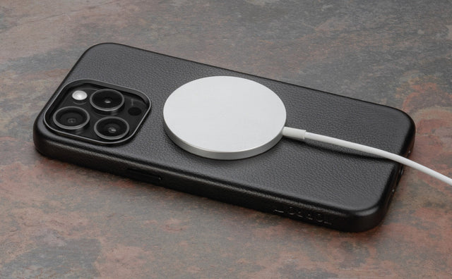 Cover Bumper in Pelle per iPhone 15 Pro Max (MagSafe) Feature Focus
