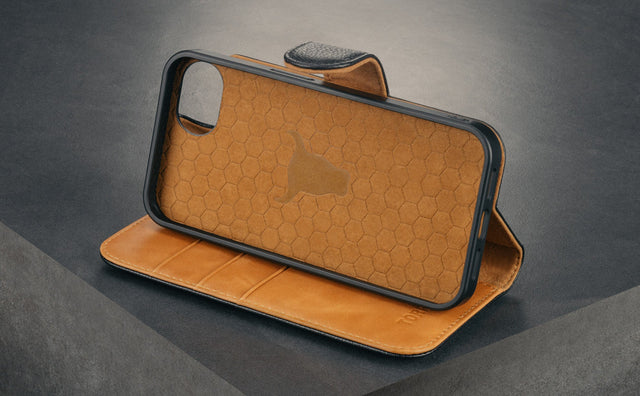 Cover in Pelle per iPhone 17e / 16e con Cover Staccabile Feature Focus