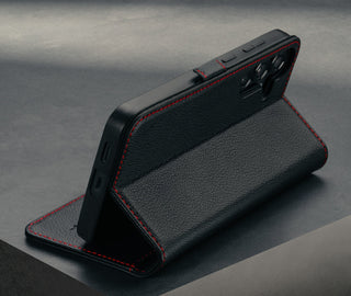Stand function of the Black with Red Detail Leather Case for Galaxy S25+